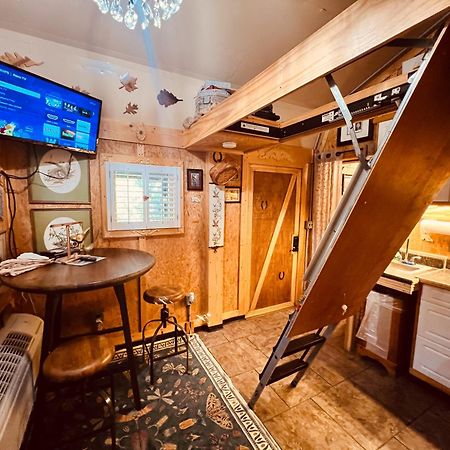 Tiny House, Wifi,Hot Tub,Secluded Villa Cosby Kültér fotó
