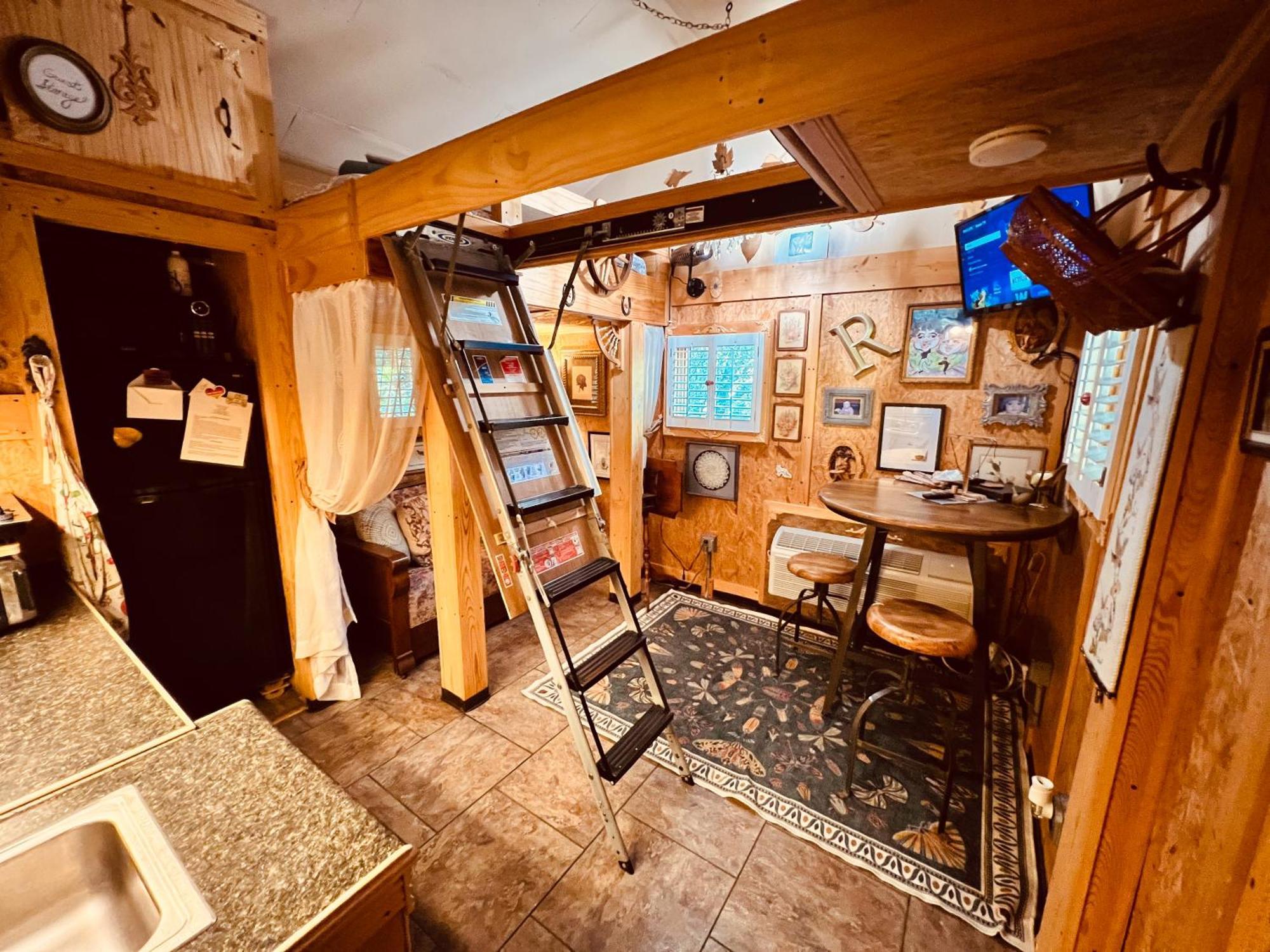 Tiny House, Wifi,Hot Tub,Secluded Villa Cosby Kültér fotó