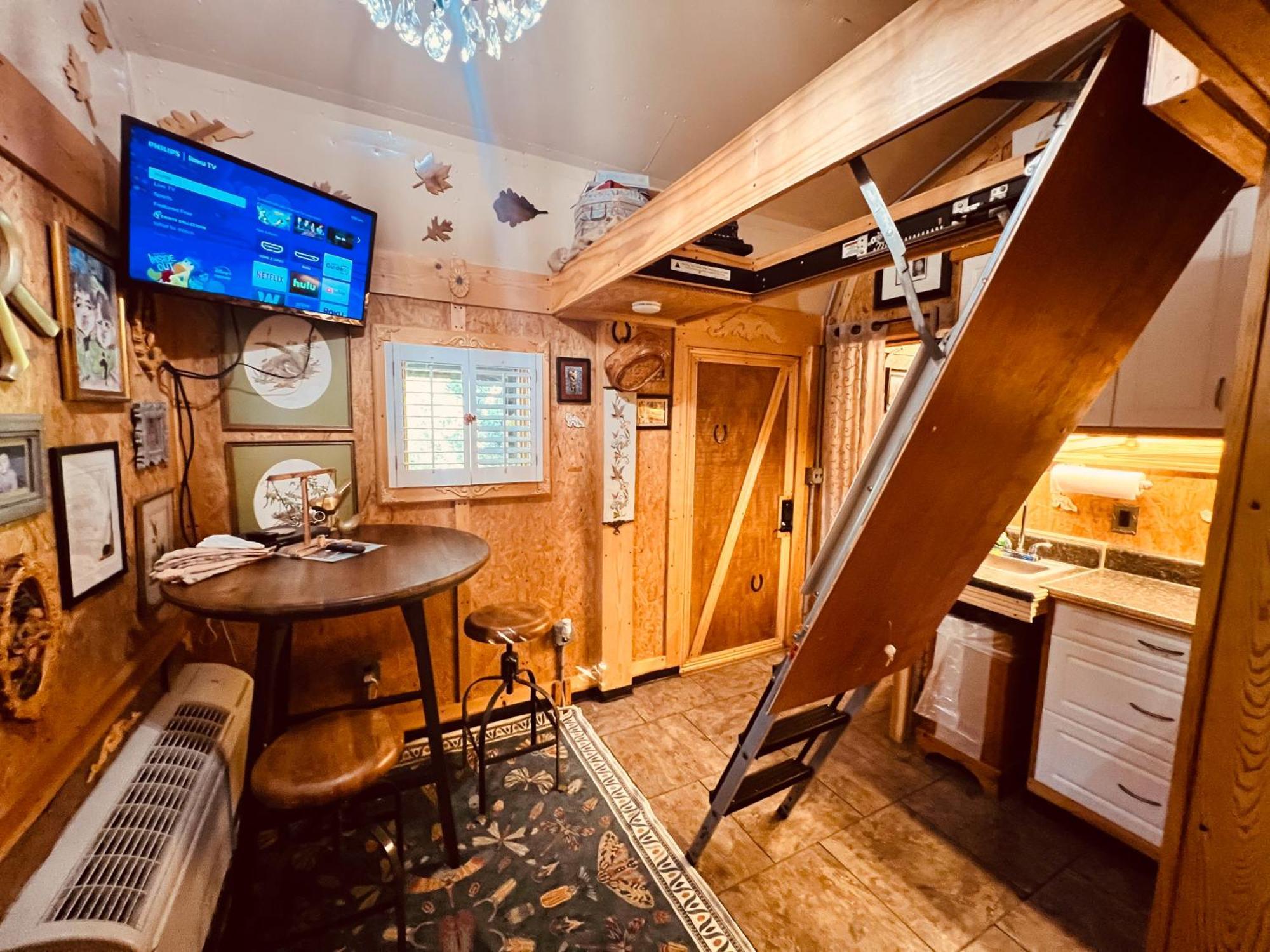Tiny House, Wifi,Hot Tub,Secluded Villa Cosby Kültér fotó