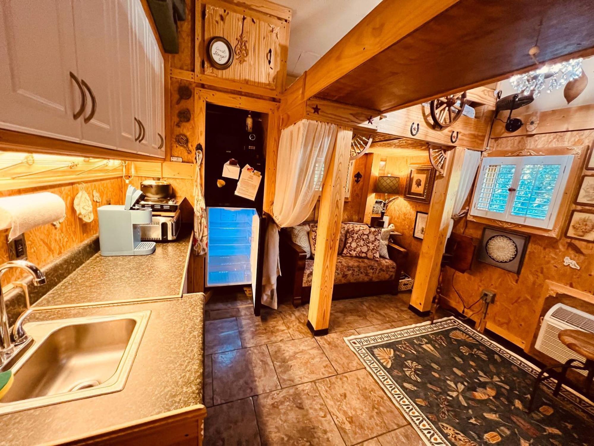 Tiny House, Wifi,Hot Tub,Secluded Villa Cosby Kültér fotó